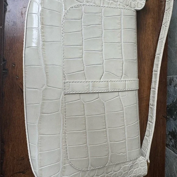 By Far Miranda Elegant Cream Croc-Embossed Shoulder Bag - Picture 4 of 6